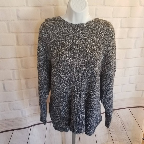 Wildfox Drew Reversible Sweater NWT - Picture 5 of 8